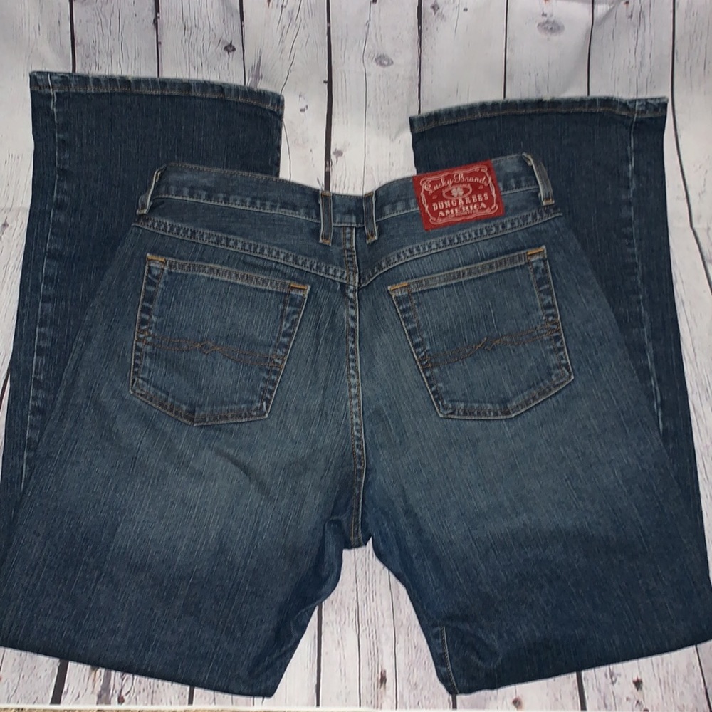 Women’s Lucky Brand Jeans - Picture 5 of 8